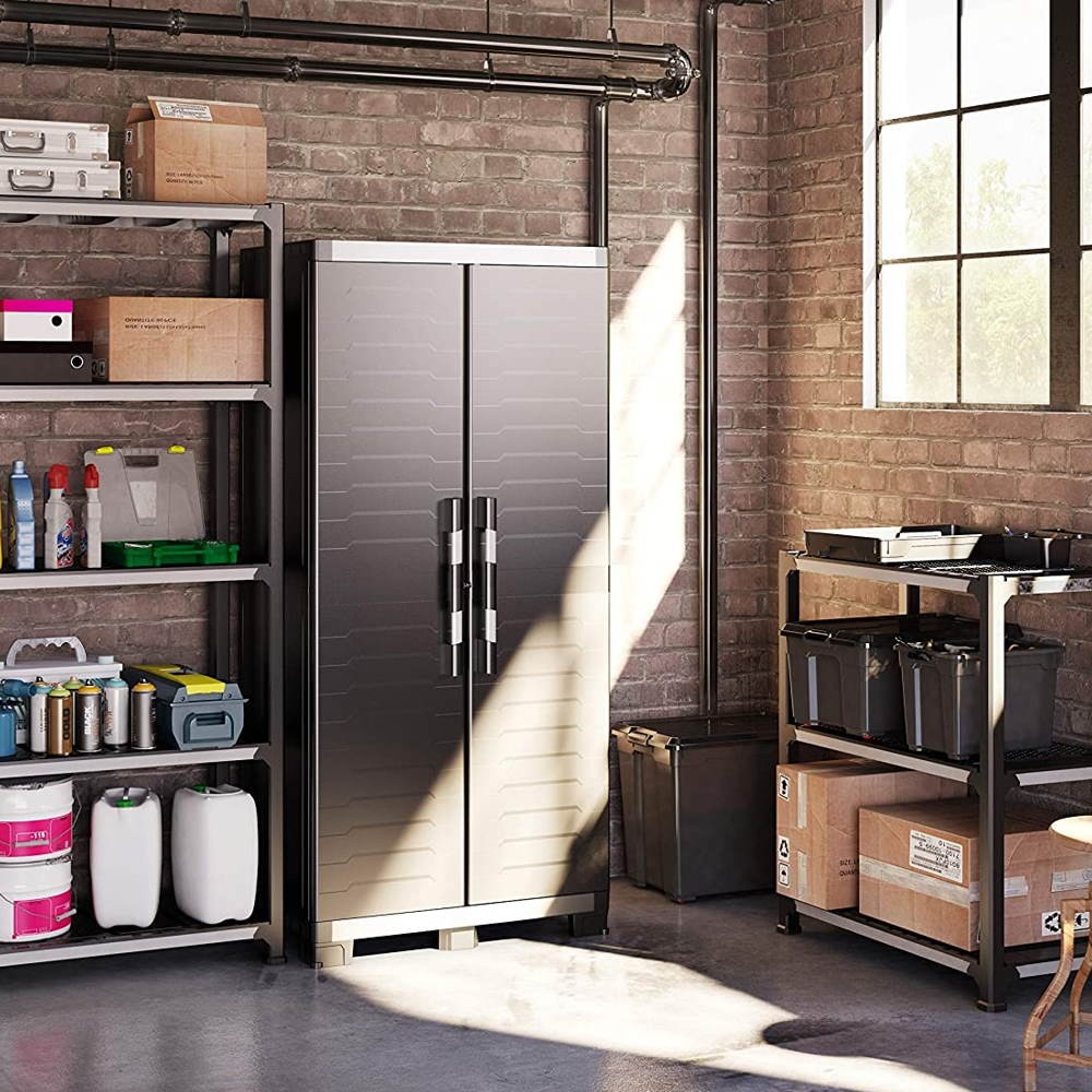 Armadio alto in plastica 4 ripiani rinforzati 88x45x181H cm. nero Garage XL